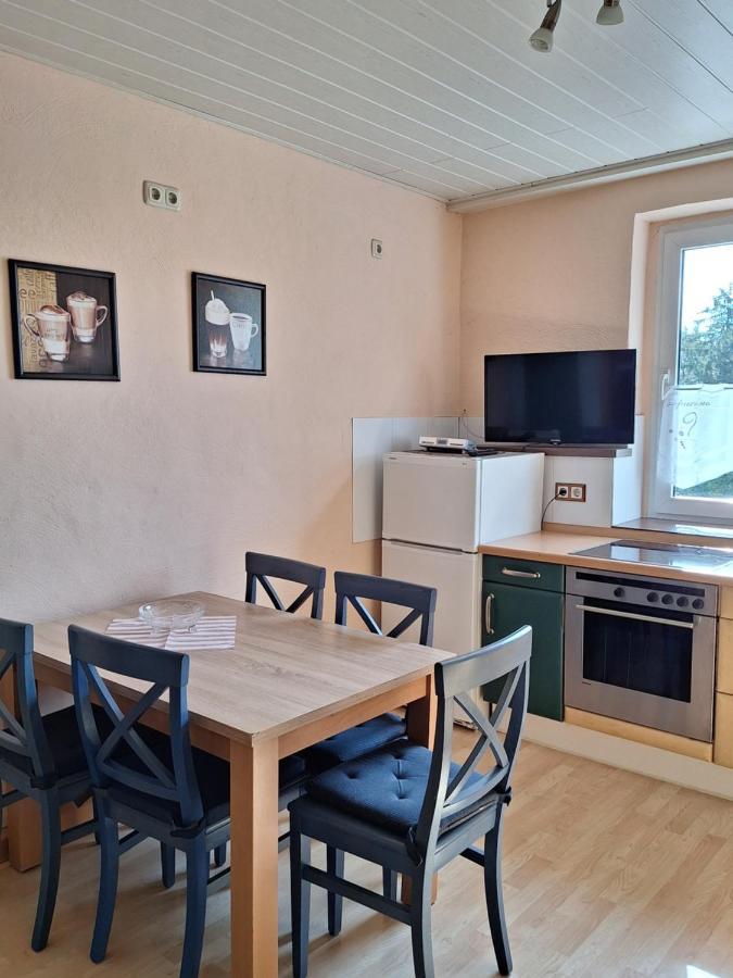 Gaststaette Und Pension Zur Schiene Merseburgo Exterior foto